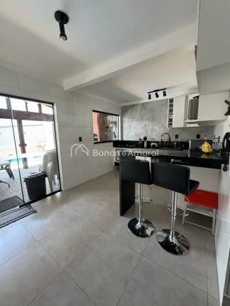 Imagem Casa a venda com 03 quartos - Vila Monte Alegre - Paulínia