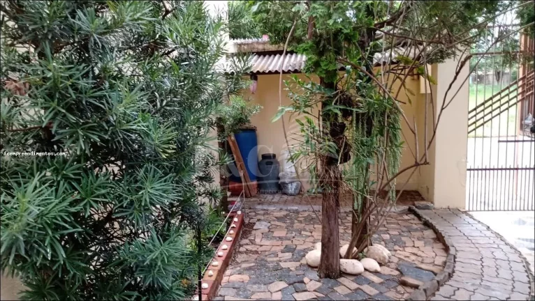 Imagem Casa / Sobrado para Venda em Limeira, Jardim Caieira, 3 dormitórios, 1 banheiro, 3 vagas