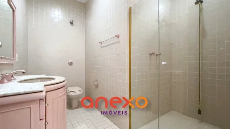 Imagem Casa a venda em Blumenau no bairro Vila Nova com 5 dormitórios.