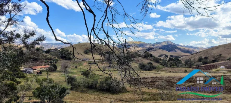 Imagem Oportunida Única! terreno Rural com nascentes no Caminho da Fé!