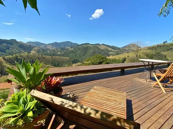 Imagem Onde a Sofisticação e a Natureza se Encontram: Seu Refúgio em Gonçalves