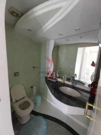 Imagem Sobrado no Portal das Colinas com 3 Suites, salão de festas e piscina. Guaratinguetá
