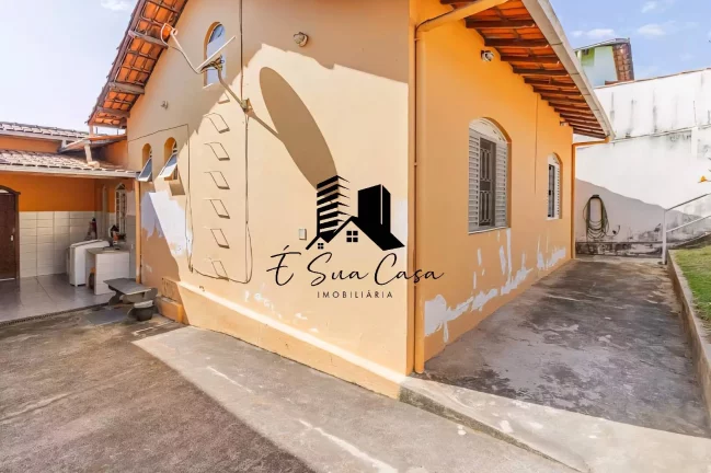 Imagem Casa à Venda 3 Quartos Bairro Alvorada - Contagem MG