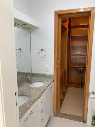 Imagem Apartamento para Venda em Rio de Janeiro, Flamengo, 3 dormitórios, 1 suíte, 4 banheiros, 1 vaga