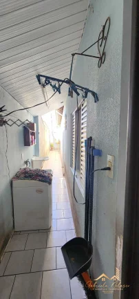 Imagem Casa com duas suítes com galpao e loja comercial