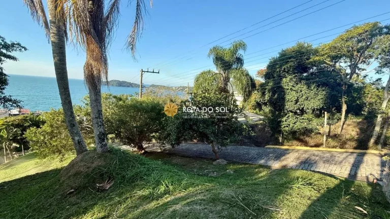 Imagem Terreno à Venda no Condomínio Panorâmico com vista para o mar em Bombinhas
