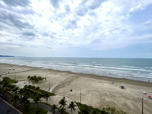 Imagem Maravilhoso apartamento com dois dormitórios Maracanã - Praia Grande - SP