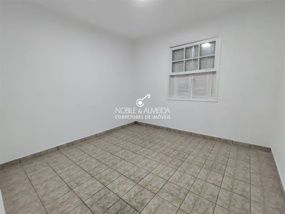 Imagem Localização previlegiada, à poucos metros do Canal 1.
