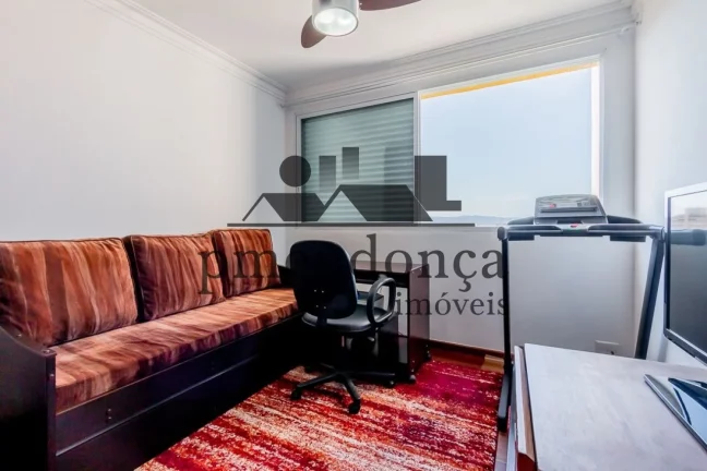 Imagem Apartamento reformado em Perdizes com 105m², 3 quartos (1suíte) e 1 vaga.