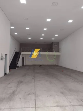 Galpão para Alugar com 300m² e 5 vagas!!!