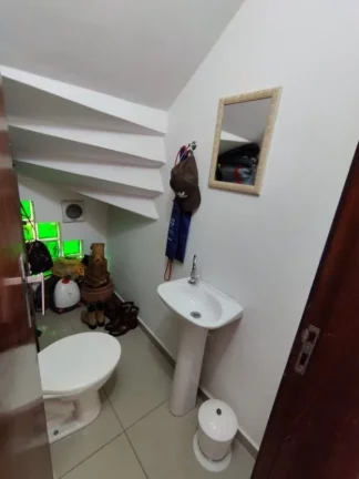 Imagem Sobrado com 3 dormitórios à venda, 100 m² por R$ 650.000,00 - Jardim Medina - Poá/SP