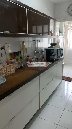 Imagem Chegou a sua Oportunidade de morar no Jardim Marajoara. Vendo Apartamento com sacada no Jardim Marajoara, imóvel de 82m² com 3 Dormitórios com planejados, Sala living para 2 ambientes, Varanda com vista panoramica, Cozinha com Armários, Lavandaria, 2 banh