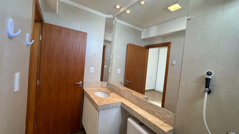 Imagem Apartamento tipo para venda em Jardim Consolação com 3 quartos, sendo 1 suíte, 167m2