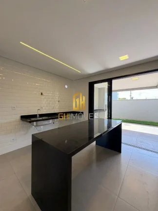 Imagem Casa com 3 quartos no Residencial Parqville Jacarandá, em terreno com 312m² com 154m² de área co...