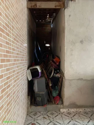 Imagem *CASA EM LOTE 360 M²
*CONSTITUÍDA POR 1 QUARTO, SALA, COZINHA, BANHEIRO, ÁREA DE SERVIÇO, VARAND...