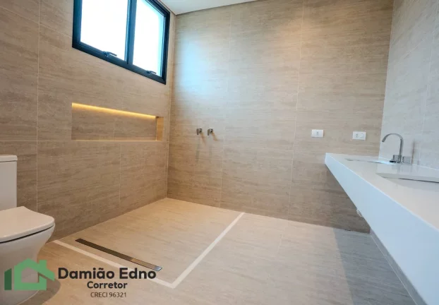 Imagem Casa com 4 suítes ,1 maste 348,10 m² R$ 3.180,000 - Condomínio Alphaville