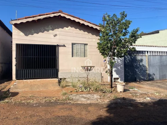 Imagem Casa com 3 dormitórios à venda, 85 m² por R$ 120.000,00 - Setor Social - Itumbiara/GO