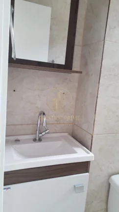 Imagem Descubra este lindo apartamento reformado, claro e arejado. Em andar alto, com posição frontal e s...