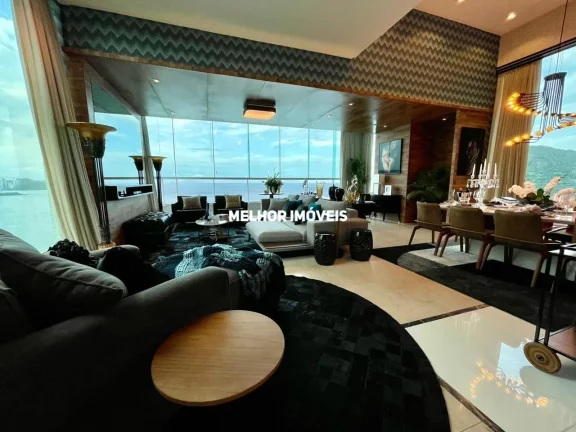 Imagem Cobertura Triplex Fente Mar à Venda com 07 Suítes Amplo espaço de Lazer com Piscina Privativa Localizado em Balneário Camboriú - SC