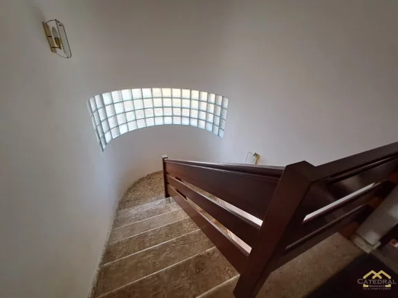 Imagem Casa com 433m² à Venda por R$2.800.000,00 com fino acabamento no Jardim Novo Mundo - Jundiaí/SP