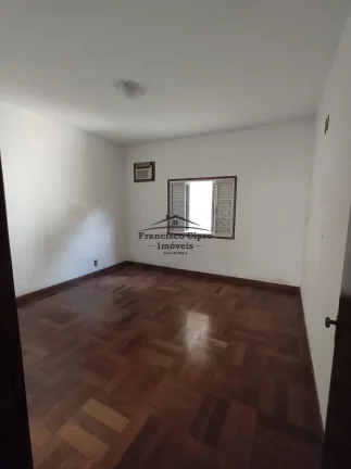 Imagem Casa à venda no bairro Parque das Arvores - Guaratinguetá/SP