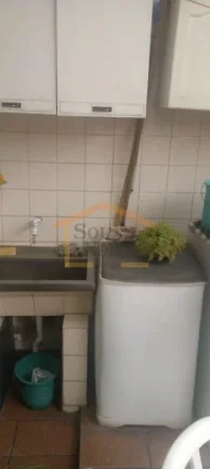 Imagem Imóvel com terreno de 250 m², composto por casa térrea e sobrado aos fundos.

A casa térrea disp...