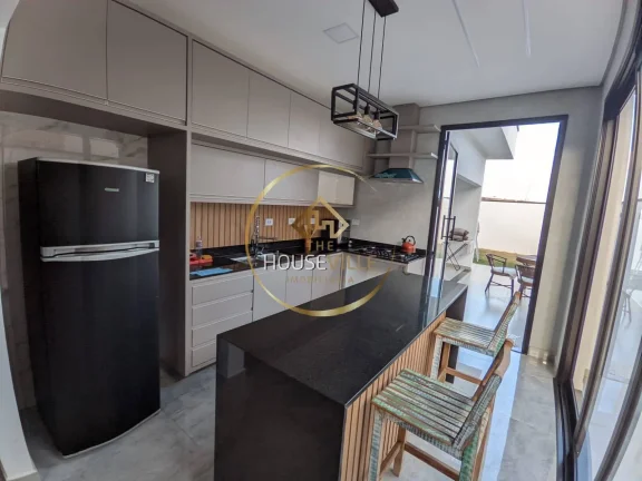 Imagem Casa térrea, 3 Dormitórios (3 suítes), 4 vagas, 300m², Condomínio Malibu.