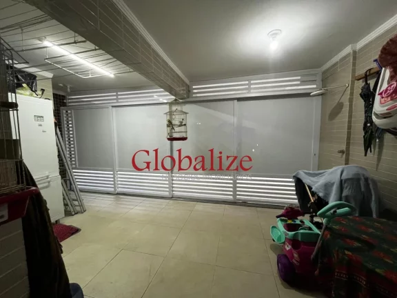 Imagem Casa em Villagio de 2 dormitórios com 2 vagas por R$640.000,00 em Santos