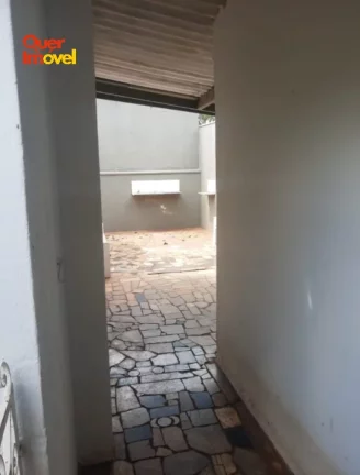 Imagem Casa à venda em Campos Elíseos, Ribeirão Preto-SP: 3 quartos, 1 sala, 3 banheiros, 2 vagas de garagem, 160m² de área.