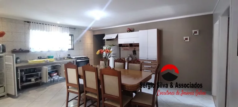 Imagem Casa a Venda na Região da Vila Natal em Campos do Jordão -SP.