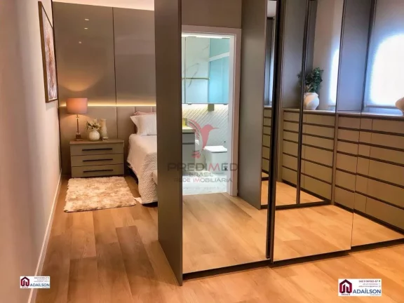 Imagem CASA PRONTA COLINAS CAMBORIÚ SC BRASIL R$ 3.800.000,00