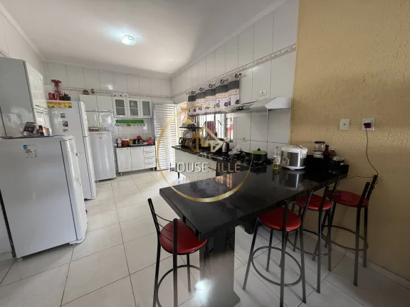 Imagem Casa Sobrado, 5 dormitórios, mais Edícula, Golfinho, Caraguatatuba.