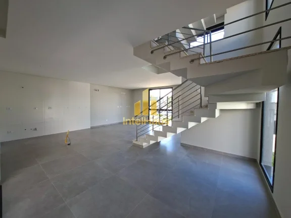 Imagem Apresentamos este sobrado recém-construído no Residencial Alto Boulevard, com arquitetura contempo...