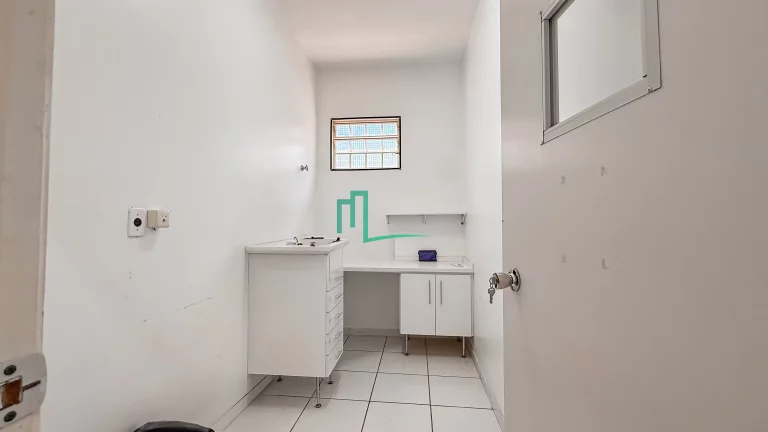 Imagem EXCELENTE PRÉDIO COMERCIAL DE ESQUINA EM LOCALIZAÇÃO PRIVILEGIADA NO PARQUE LEPORACE NA AVENIDA TEOTÔNIO VILÉLA 01 QUADRA DA AV. ABRAHÃO BRICKMANN