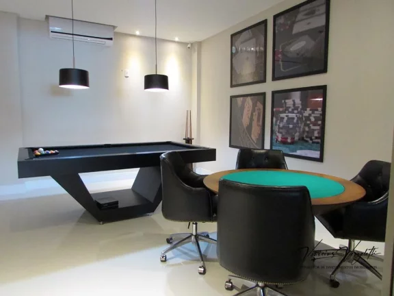 Imagem Frente ao Mar para Venda em Balneário Camboriú / SC no bairro Centro