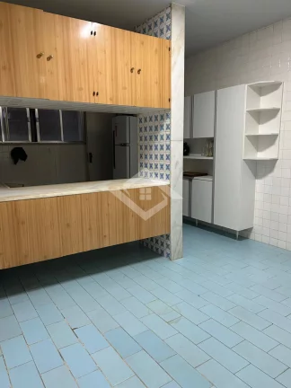 Imagem Apartamento Exclusivo à Venda em Copacabana: 330m², 4 Quartos, Sol da Manhã
