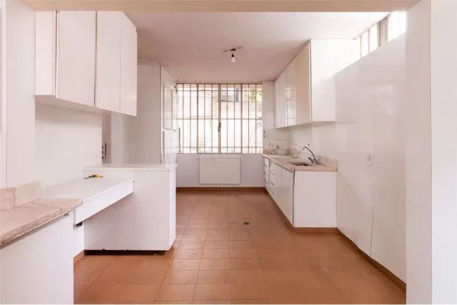 Imagem CASA RESIDENCIAL em São Paulo - SP, Pacaembu