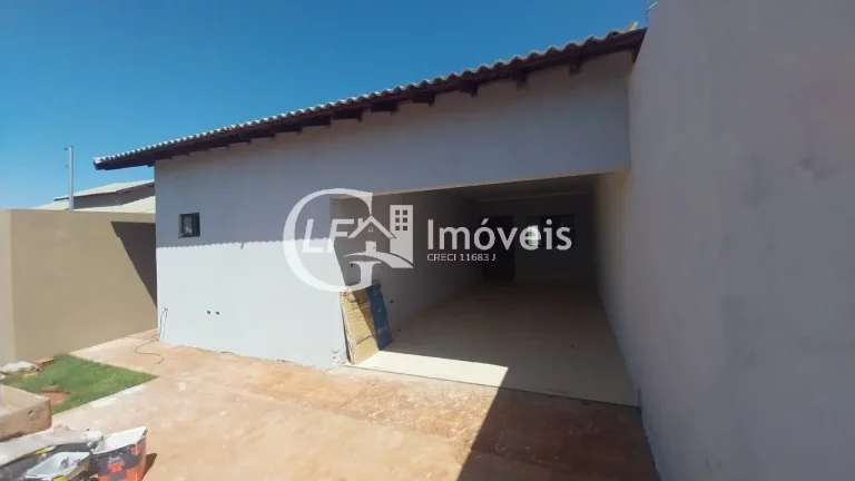 Imagem Casa de Luxo à Venda em Campo Grande-MS - 4 Quartos, 4 Suítes, 2 Salas, 4 Vagas de Garagem - Água Limpa Park - 220m²