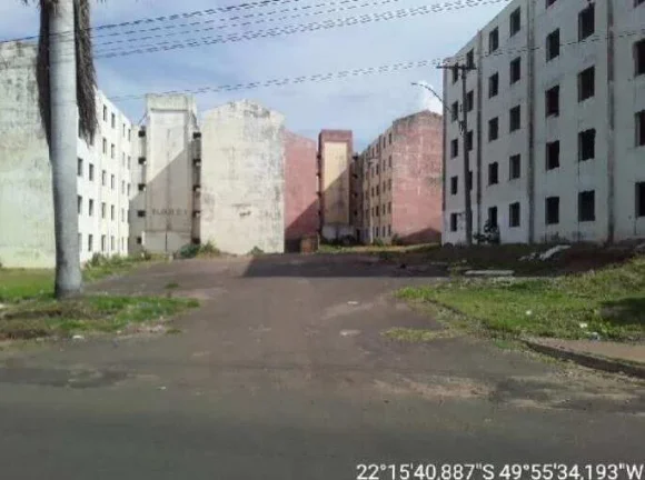 Apartamento à venda em Marília, Conjunto Habitacional Paulo Lúcio Nogueira, 45,46m2