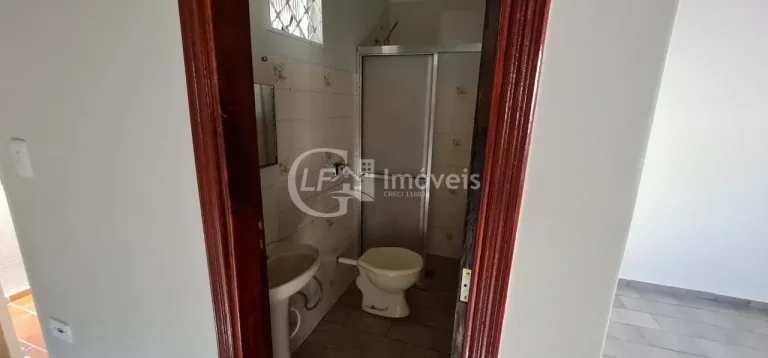 Imagem Casa de 4 quartos e 1 suíte à venda em Campo Grande-MS, Bairro Coophasul, com 250m² de área e 4 vagas de garagem