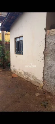 Imagem Casa com 2 dormitórios à venda, 65 m² por R$ 180.000,00 - Cidade Jardim - Itumbiara/GO