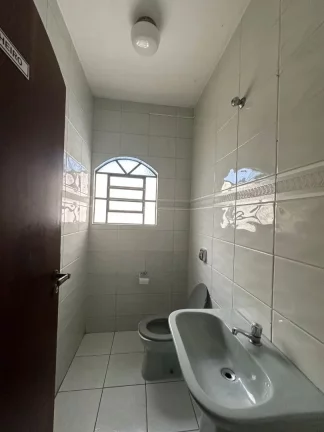 Imagem Sobrado com 3 dormitórios para alugar, 287 m² por R$ 3.369,17/mês - Centro - Jacareí/SP