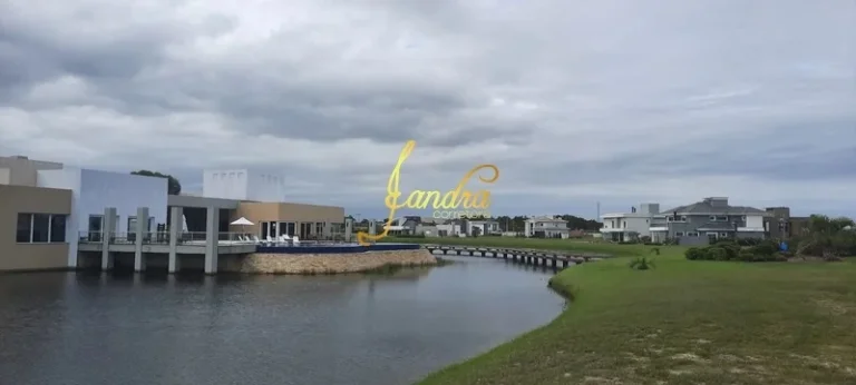 Imagem Terreno a condomínio Beira mar, pronto para construir