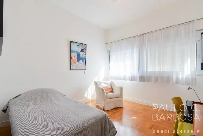 Imagem Higienópolis Venda - 3 Dormitórios (2 suítes) - 3 Vagas - 260m²