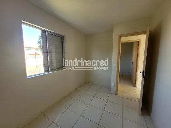 Imagem Oportunidade em Londrina: apartamento reformado no Park Nações Unidas, 3 quartos, 1 banheiro, sol da manhã, cozinha integrada e ótima localização.