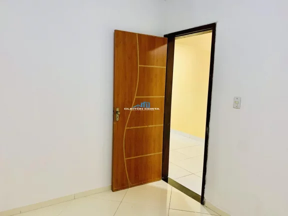 Imagem Casa para Venda em Feira de Santana, BRASILIA, 3 dormitórios, 2 banheiros, 2 vagas