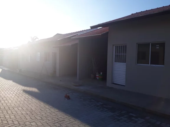 Imagem Oportunidade Casa 2 Dorms - Zona Leste