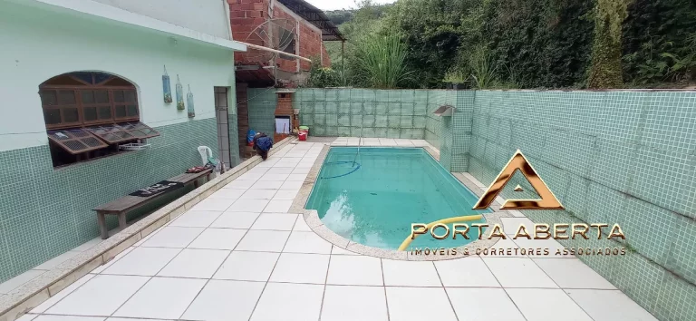 Imagem Casa 04 quartos B. Caladinho - Cel Fabriciano - COD 296