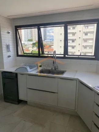 Imagem Apartamento 156m², totalmente reformado, 3 dormitórios, sendo 2 suítes (uma delas com closet), sa...