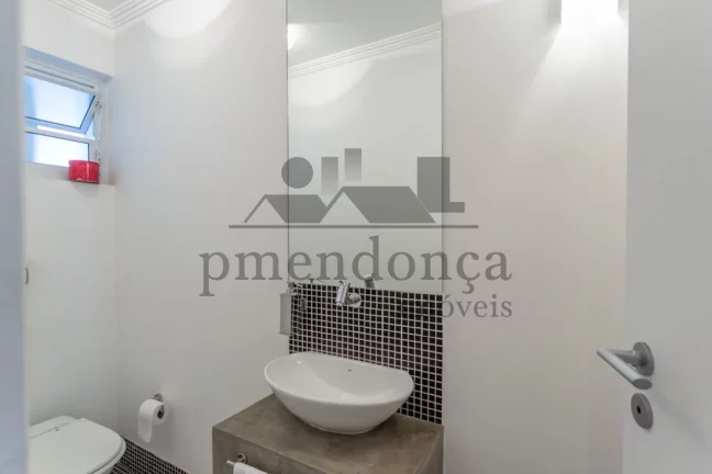 Imagem Apartamento à Venda em prédio charmoso de Higienópolis, 3 dormitórios (1 suíte) e 1 vaga.